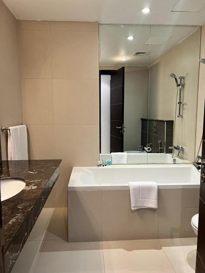 Butterfly Residence Manama Luaran gambar