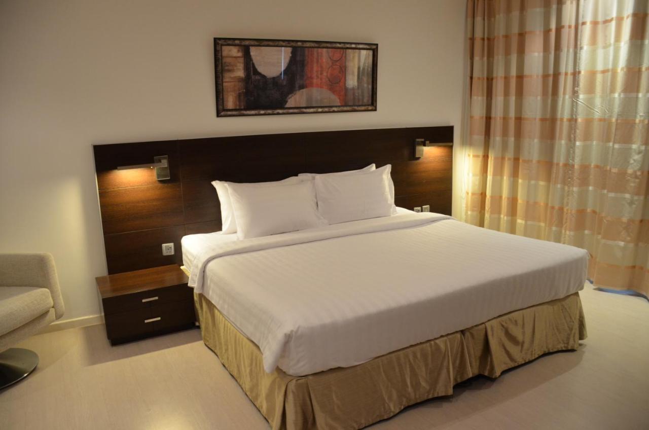 Butterfly Residence Manama Luaran gambar